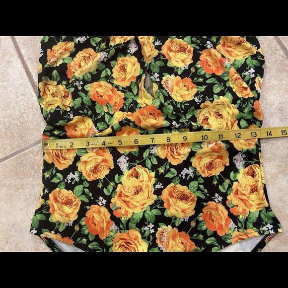 Zara High Halter Neck Twist Ruched Floral Stretch Bodysuit Yellow Sz SMALL NWT! - Picture 10 of 11